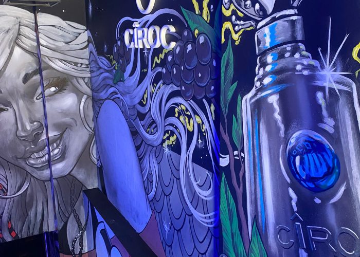 Muurschildering door evenementenbureau Keep It Quiet voor Ciroc